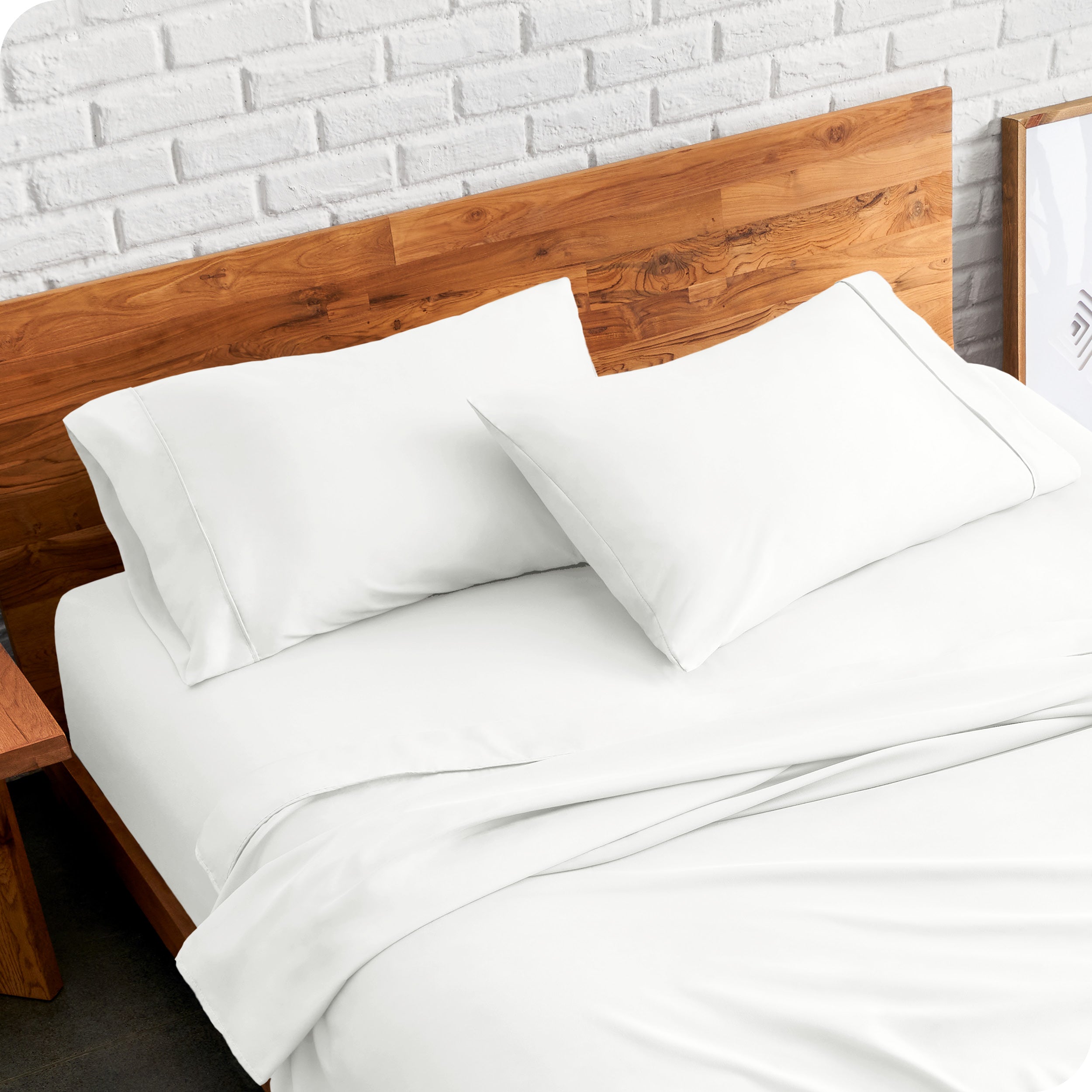 Matching sheets and pillowcases on a bed