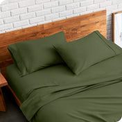 Matching sheets and pillowcases on a bed