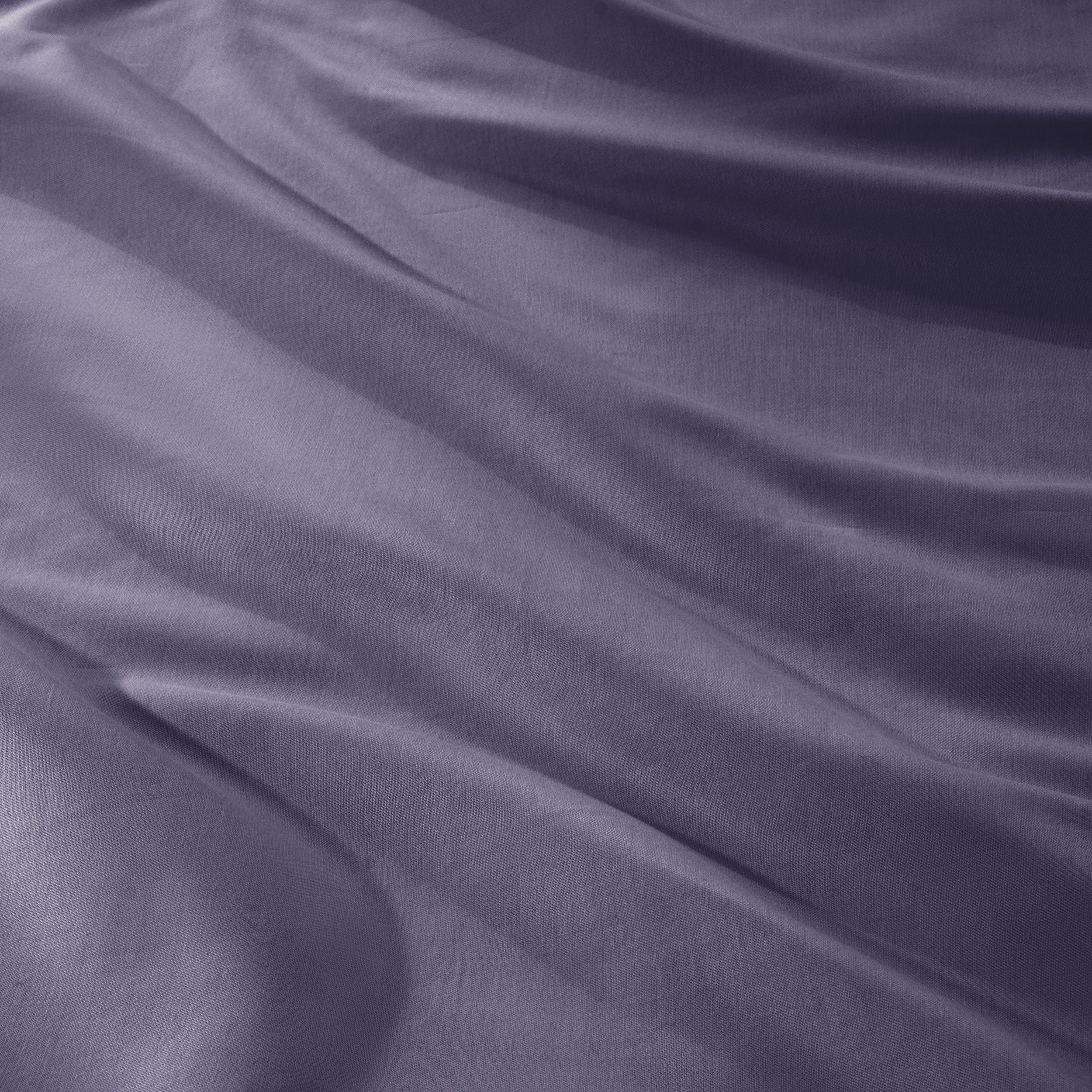 Close up of the sateen fitted sheet material