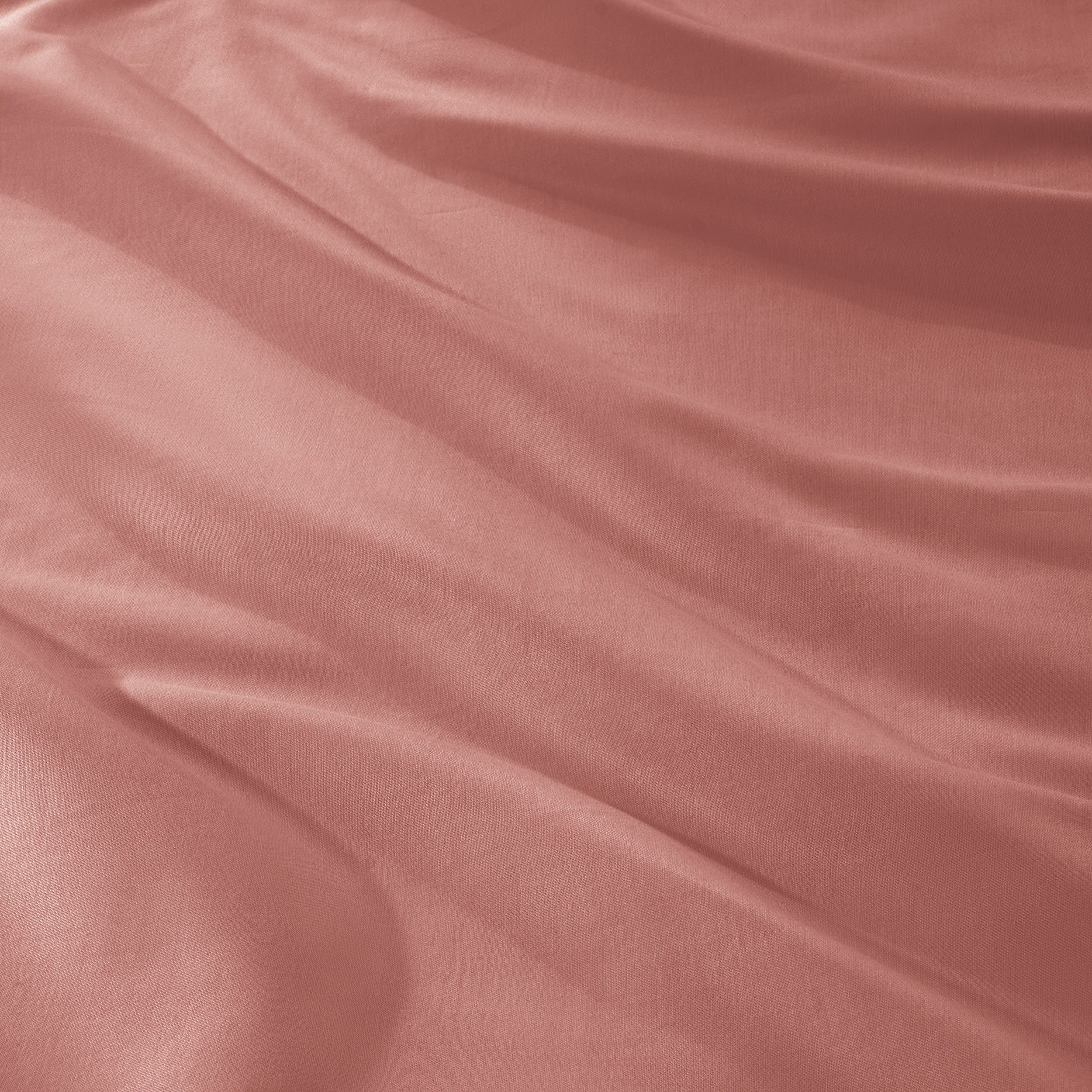 Close up of the sateen fitted sheet material