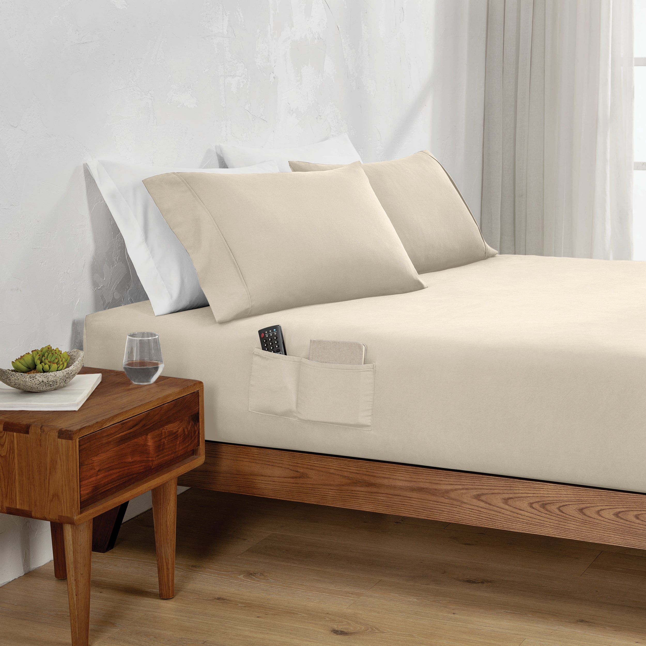 Images Extended Content Microfiber Hydrobrushed Dual Pocket Fitted Sheet