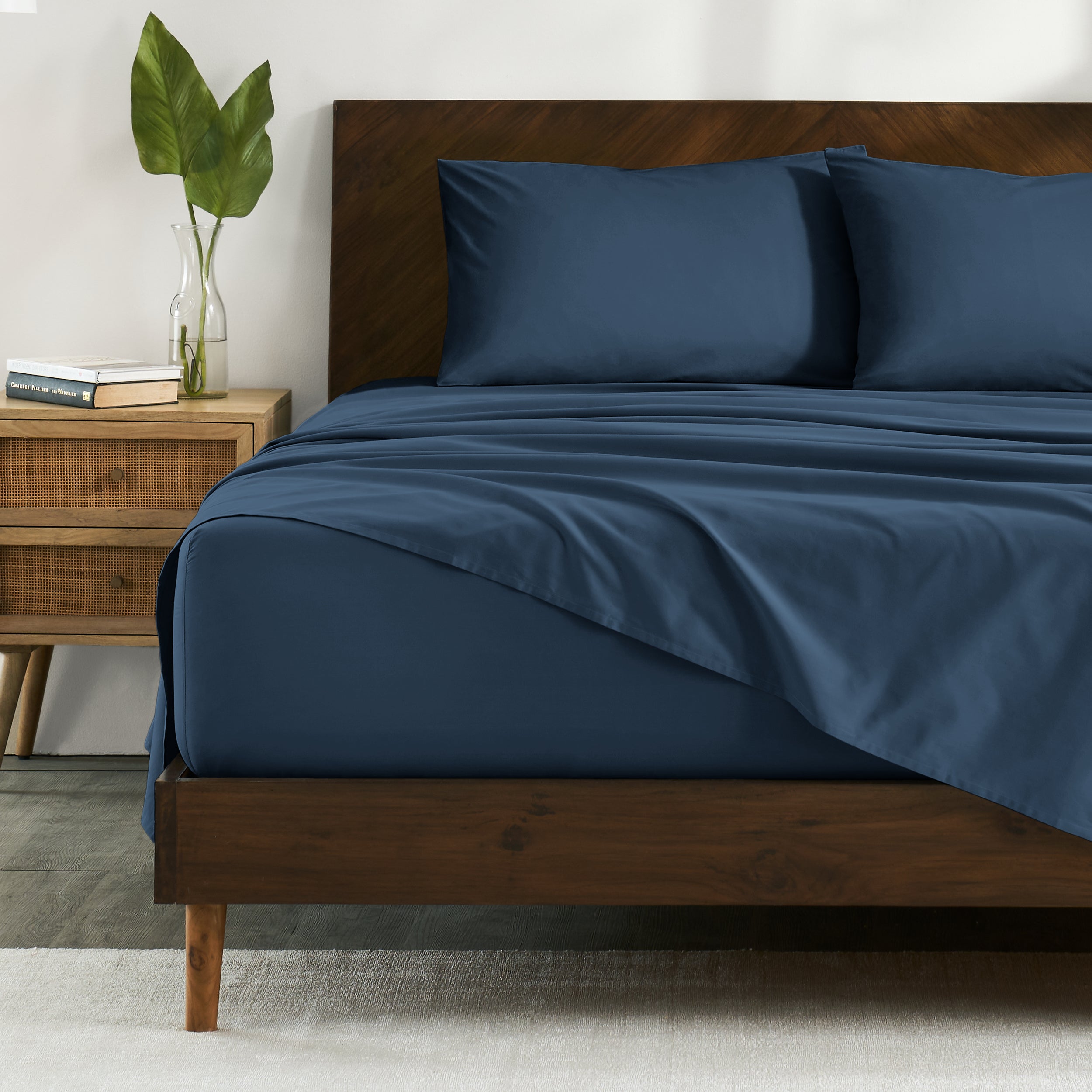 Images Extended Content Organic Cotton Sateen Sheet Set