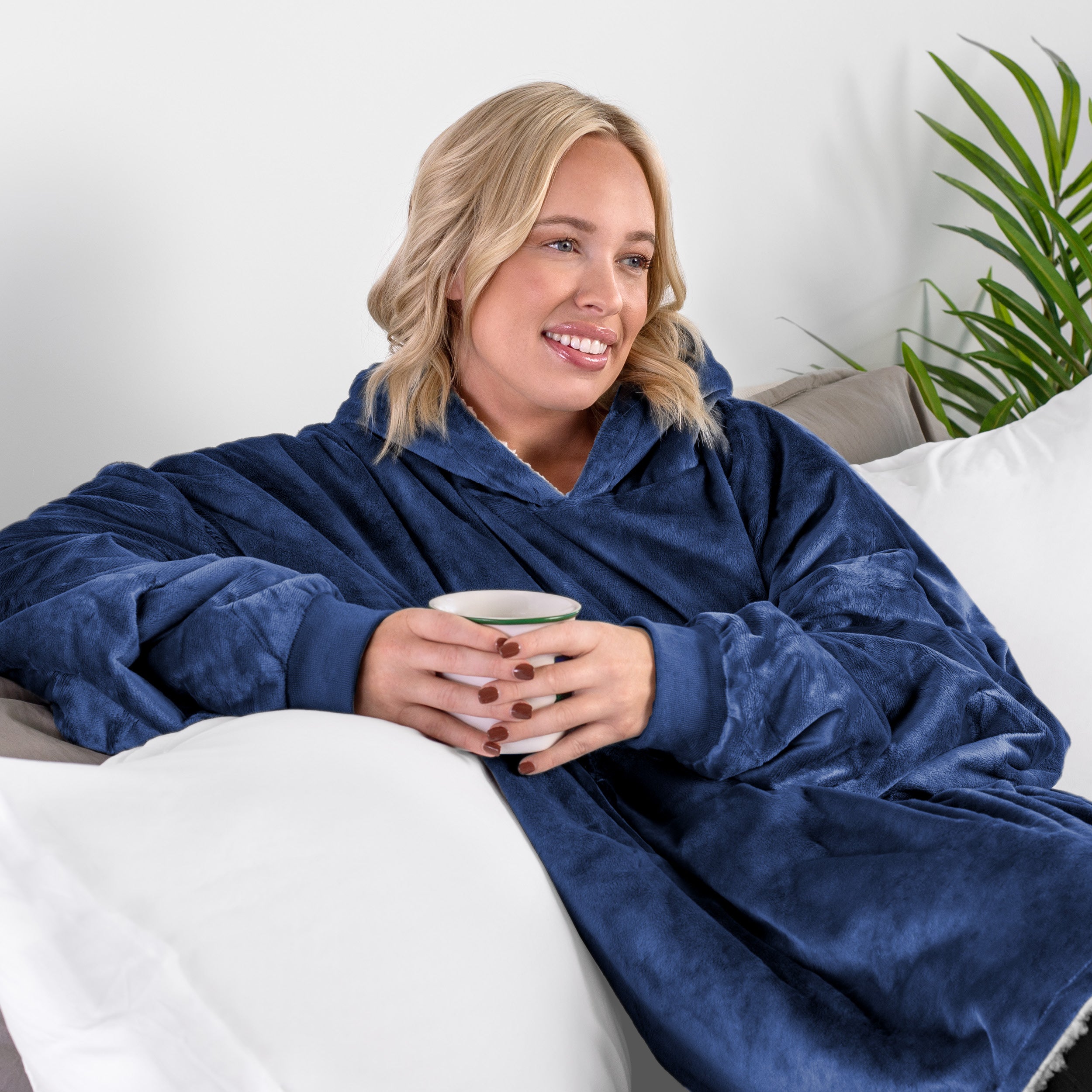 Images Extended Content Sherpa Wearable Blanket