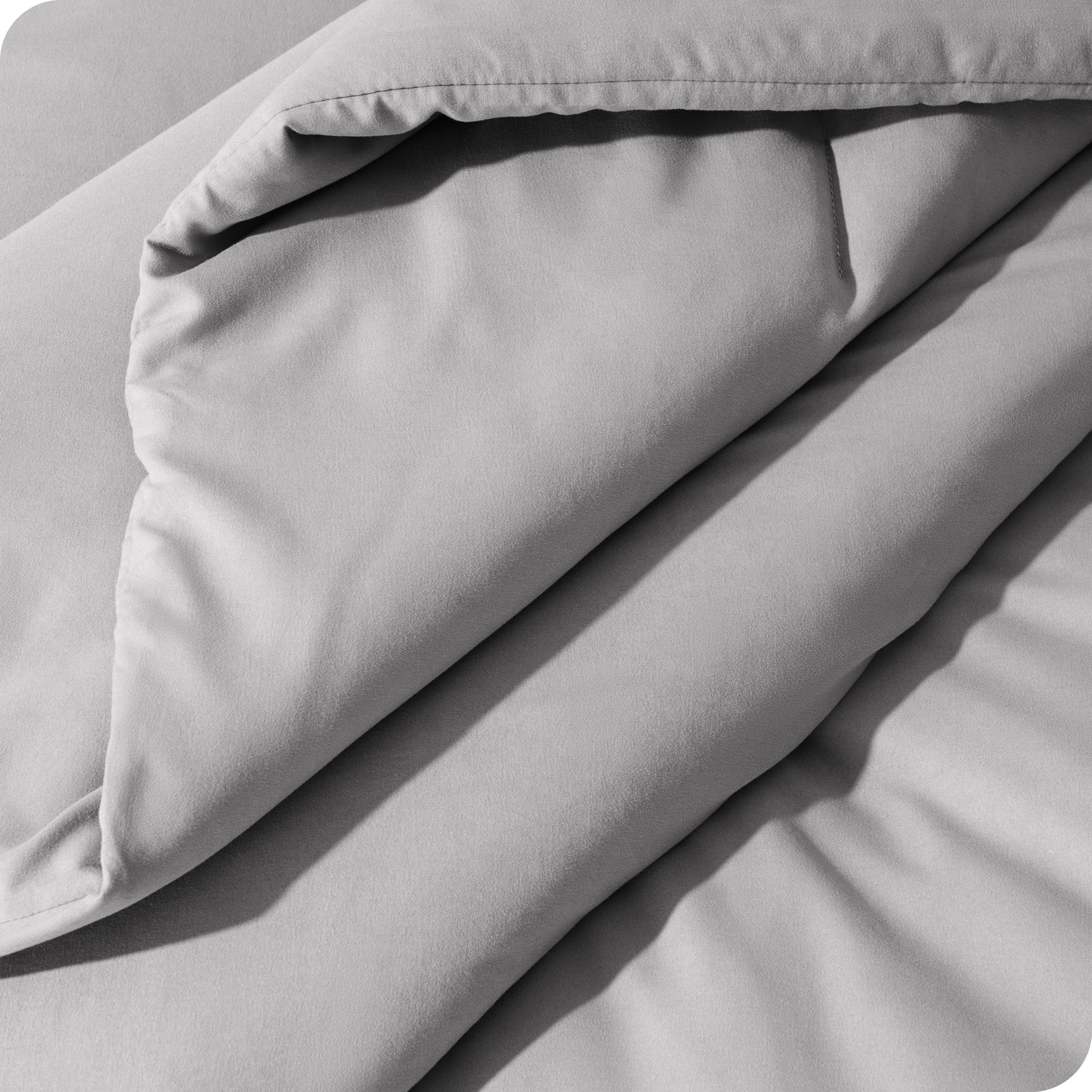 Close up of the track stitch comforter set