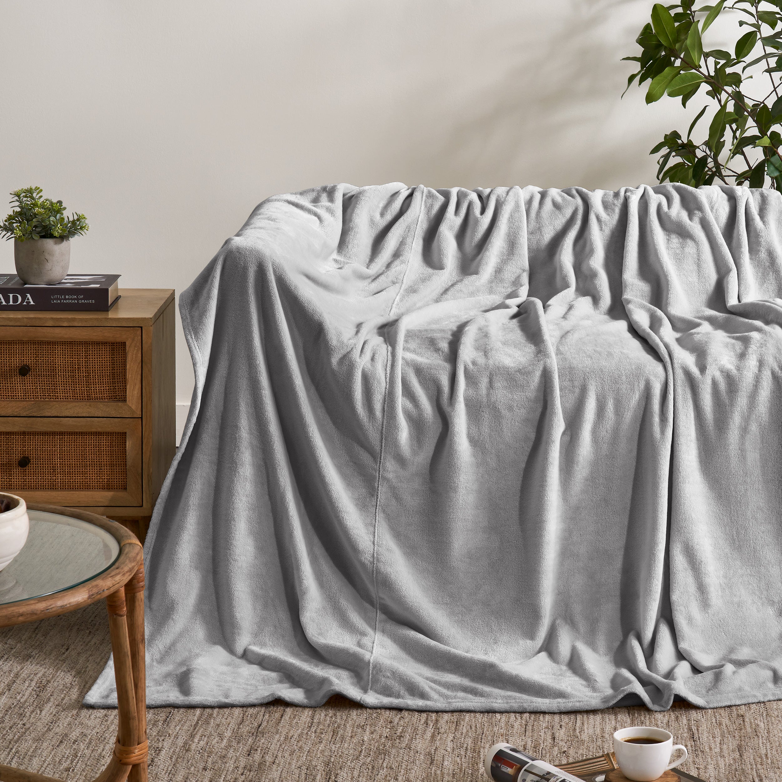 Giant microplush blanket