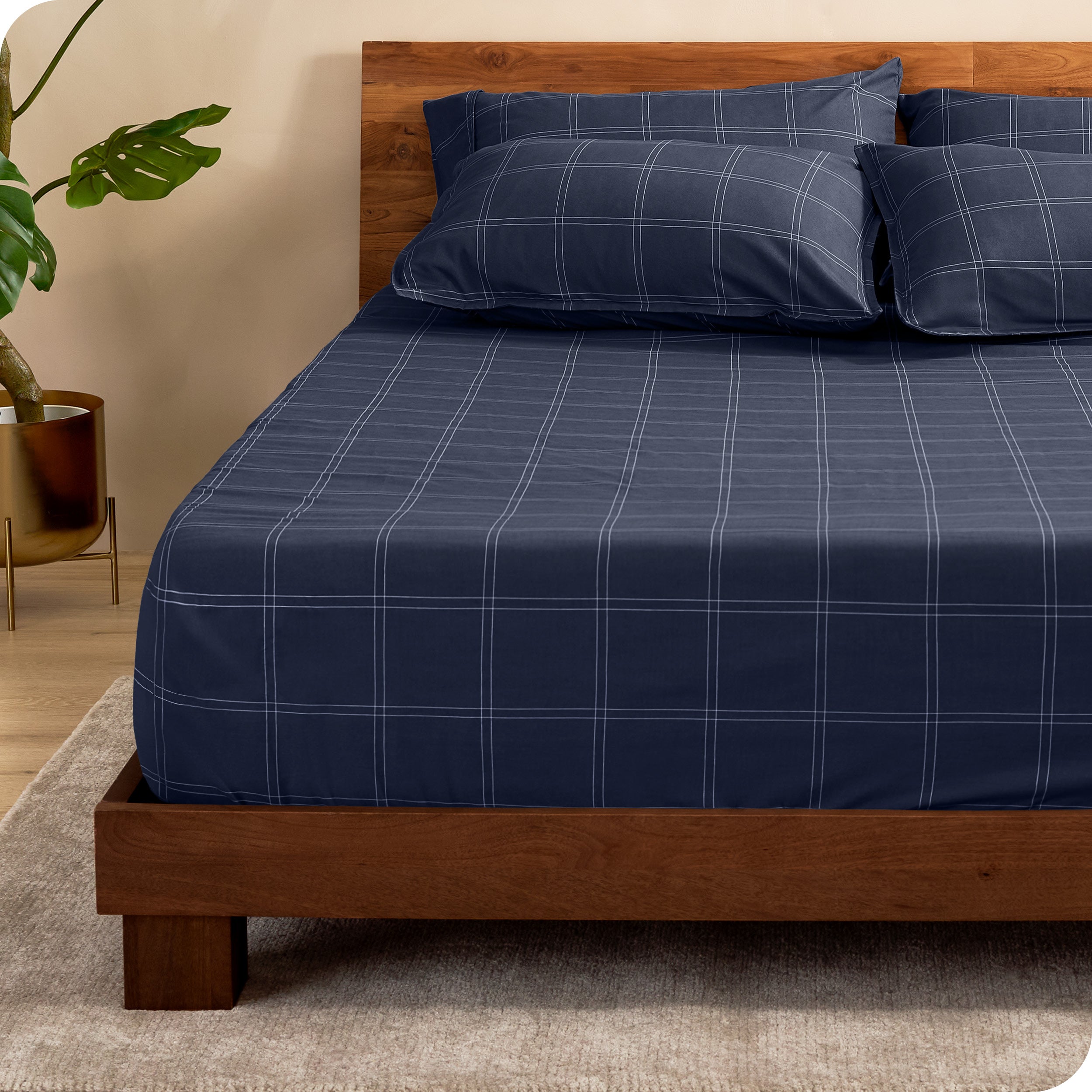 Microfiber fitted sheet prints