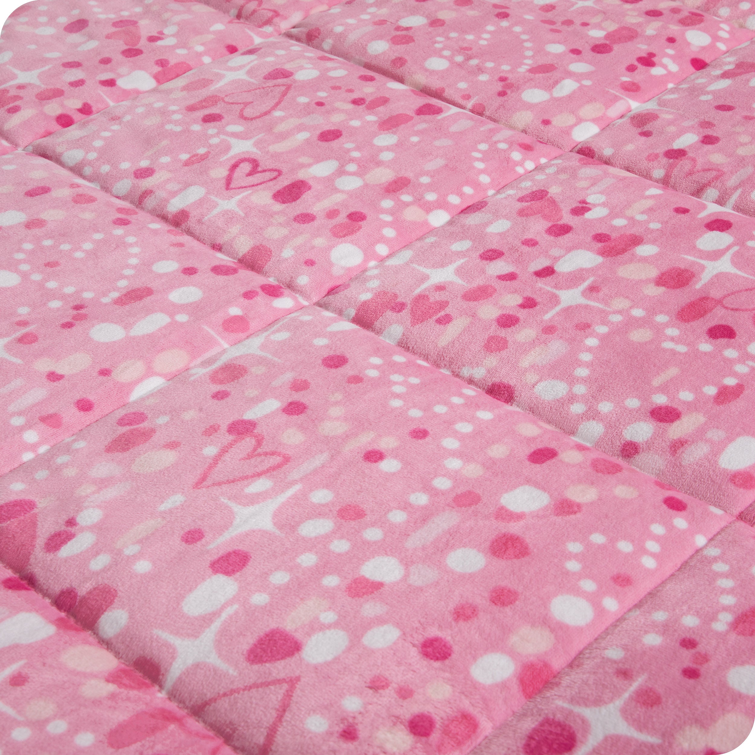 Close-up image of a weighted blanket, featuring detailed stitching and the neatly finished edge of the blanket.