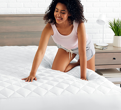 Quilted Mattress Pad Productenhancement 3 from Bare Home.