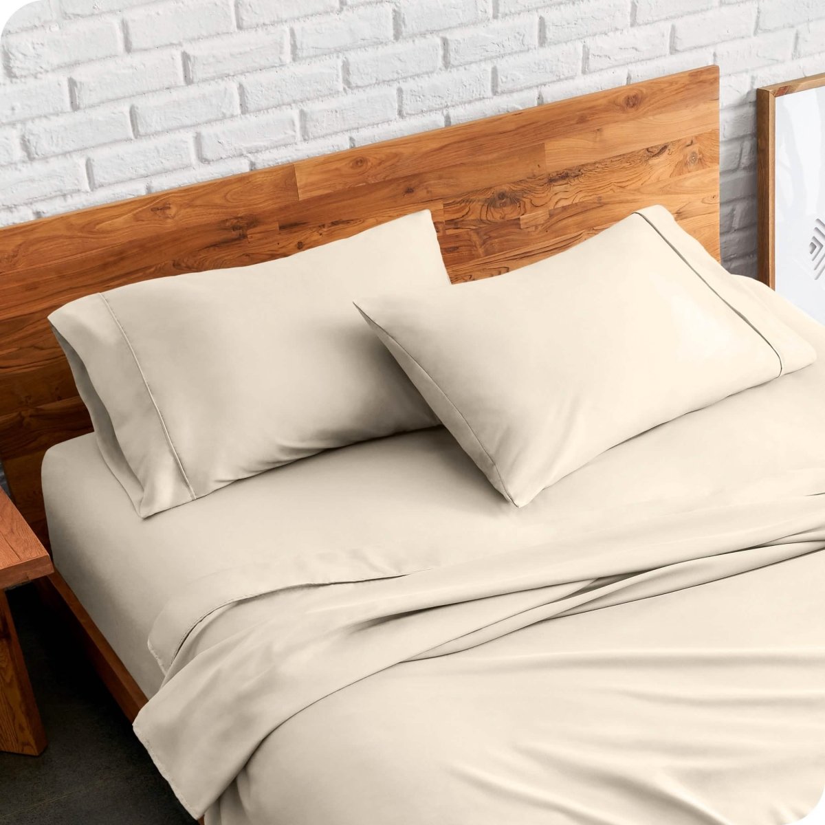 Matching sheets and pillowcases on a bed