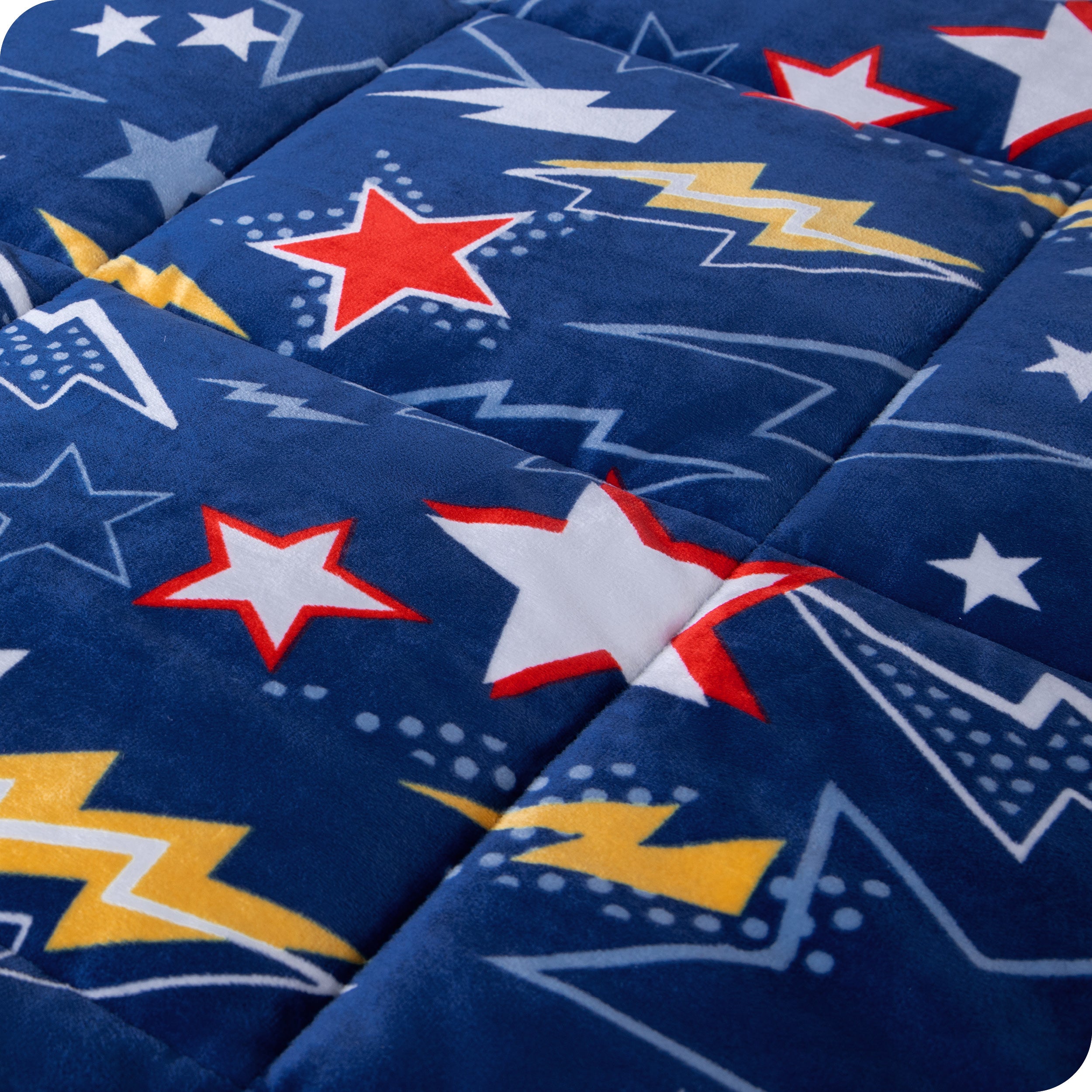 Close-up image of a weighted blanket, featuring detailed stitching and the neatly finished edge of the blanket.