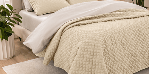 Quilt vs Comforter vs Duvet: What’s Different - Bare Home