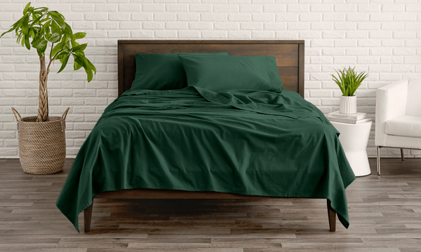 How Do Microfiber Sheets Compare to Flannel Sheets? A Complete Bedding Guide - Bare Home