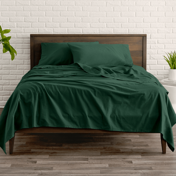 How Do Microfiber Sheets Compare to Flannel Sheets? A Complete Bedding Guide - Bare Home
