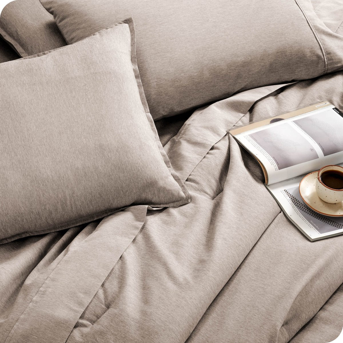 How Many Pillowcases to Own - Bare Home