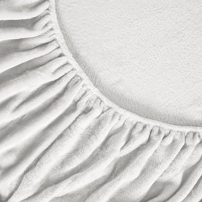 Close-up of a fitted sheet