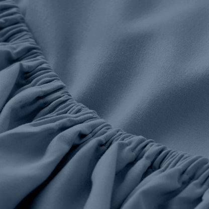 Close-up of fitted sheet with all around elastic