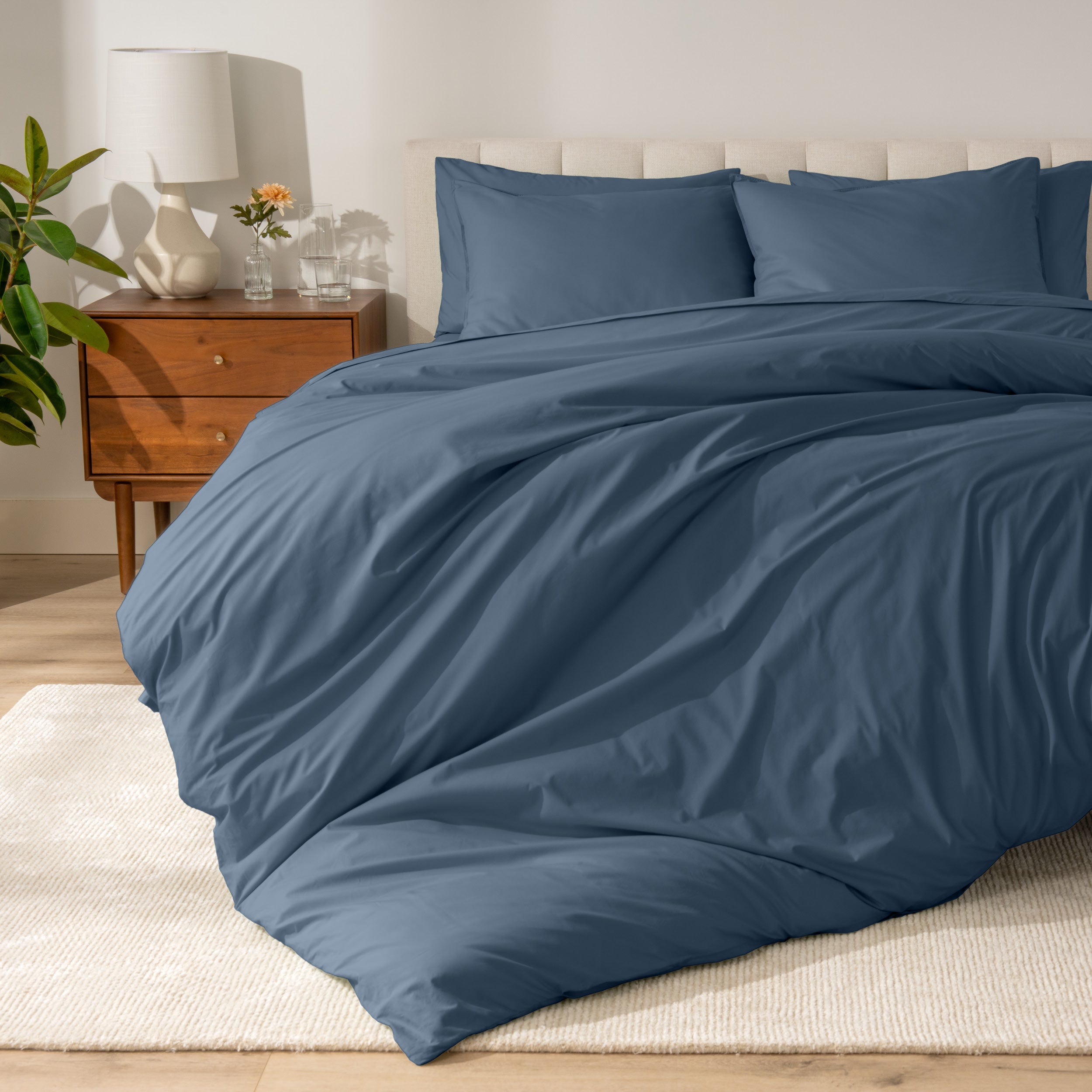 Percale duvet set on a bed