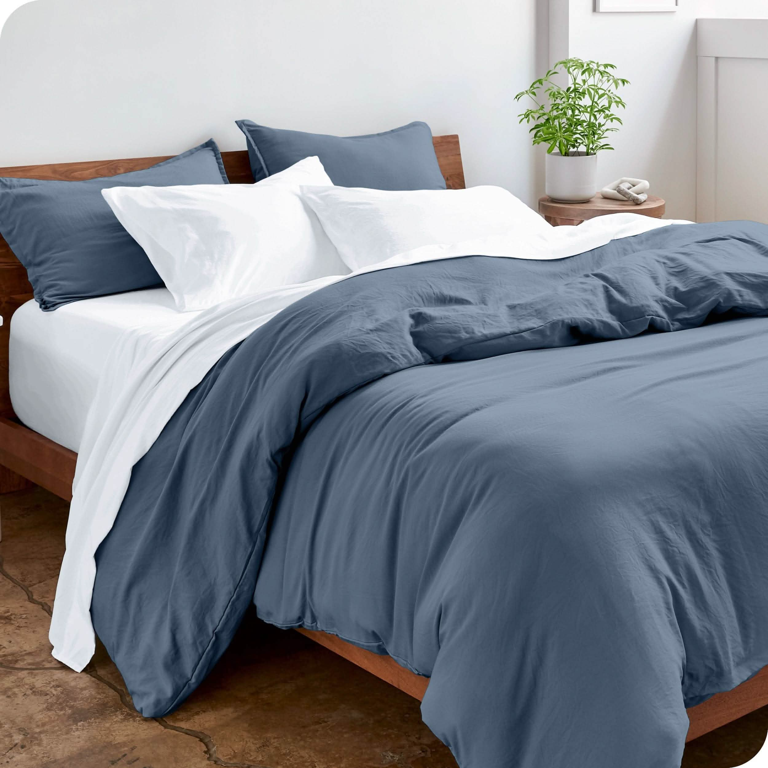 Popular Light-Weight Microfiber Duvet Cover Set with Zipper Closure - King + Pillowcase