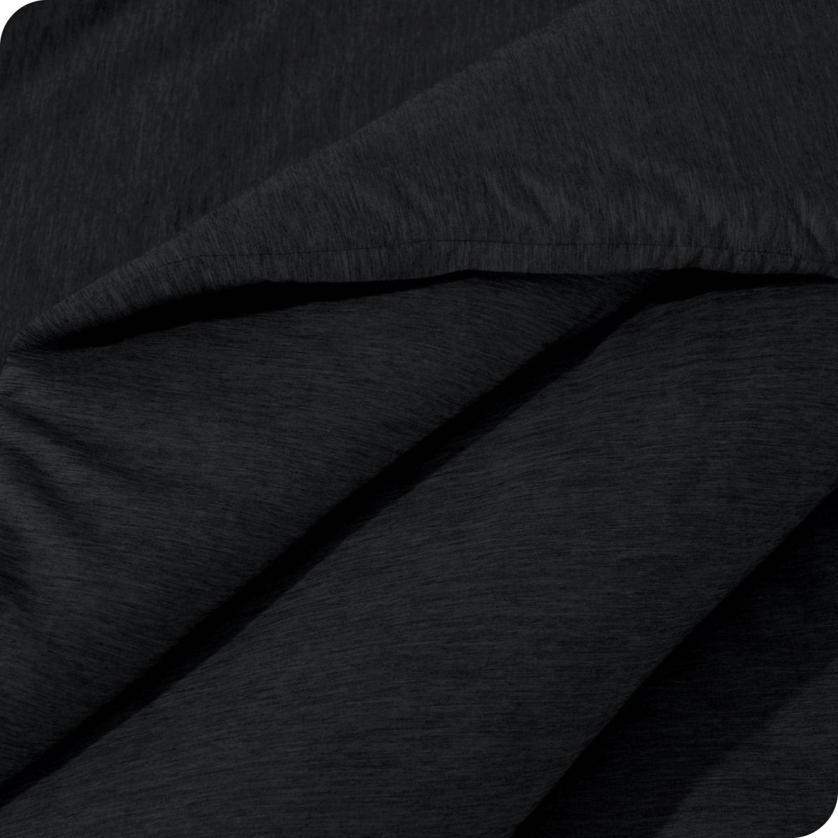 Close up of the heathered comforter set