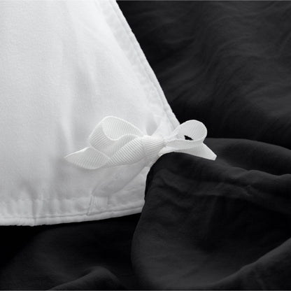Close up of the duvet cover ties