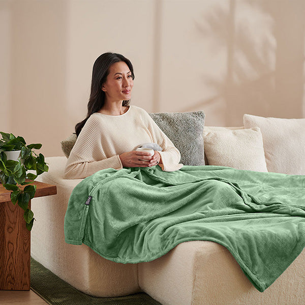 Blankets_f4d9bdca-aa47-4082-be61-7ce36936bb54-1_1_-1.jpg