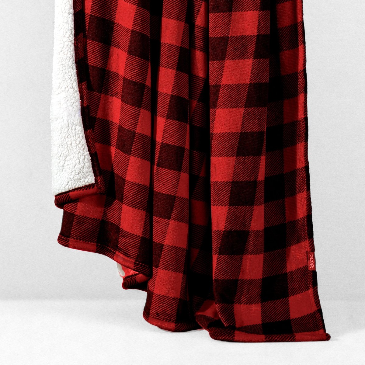 Printed sherpa blanket hanging