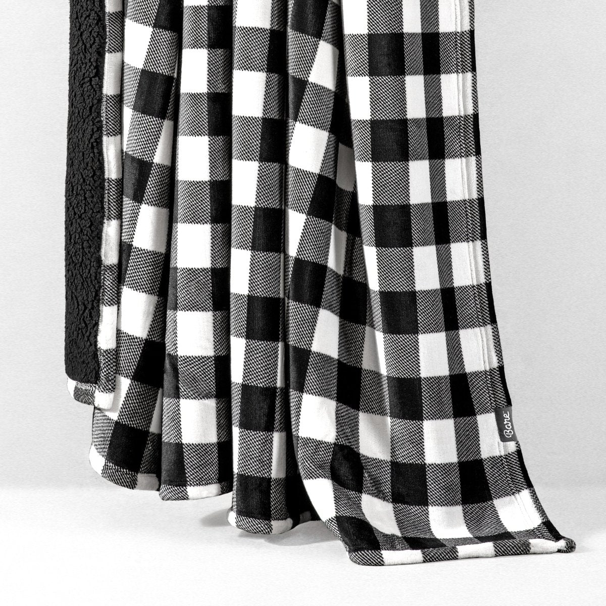 Printed sherpa blanket hanging