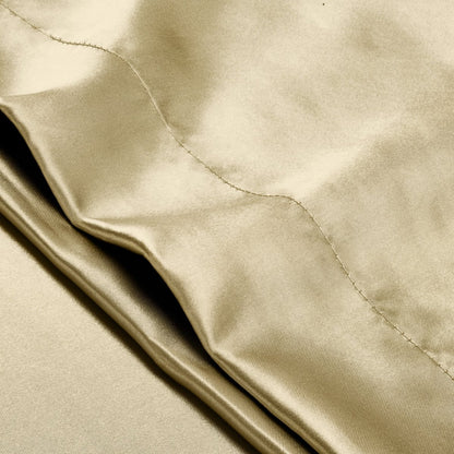 Close-up of pillowcase with envelope closure