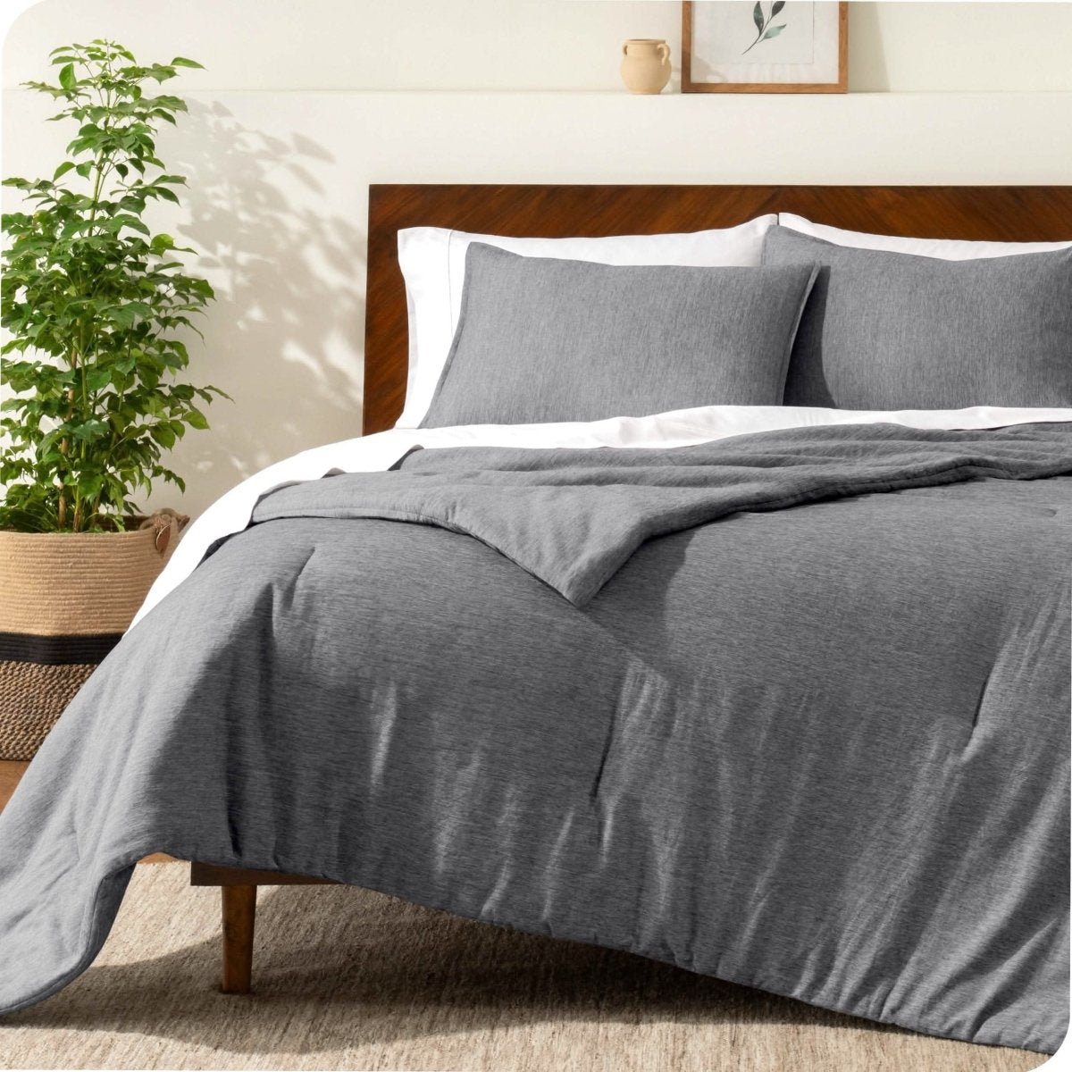 Microfiber comforter set on a bed