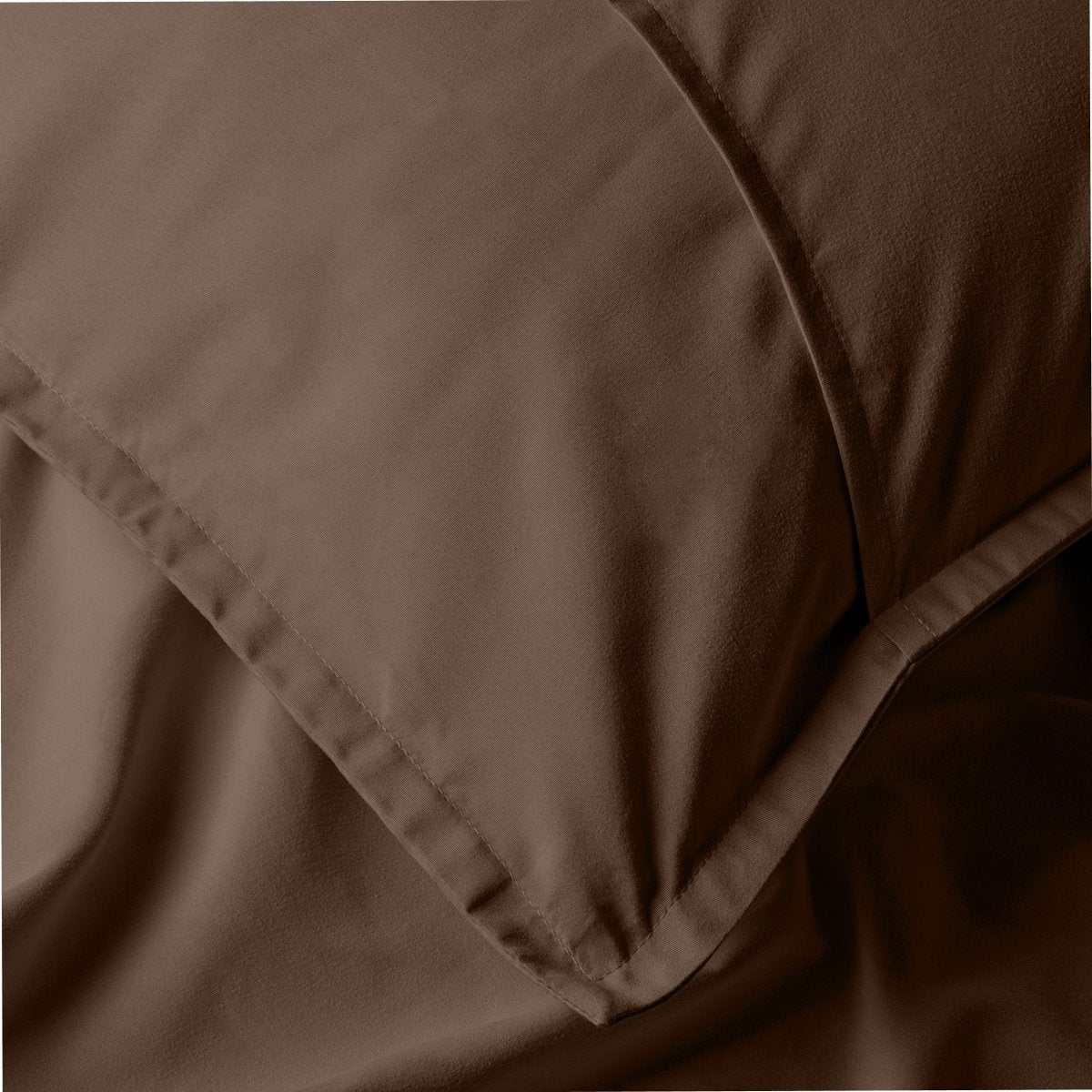 Close up of the closure on the back of a pillow sham