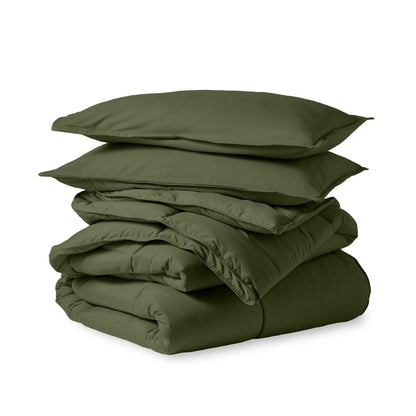 Comforter set folded and stacked
