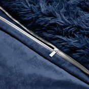 Shaggy duvet with a zipper closure