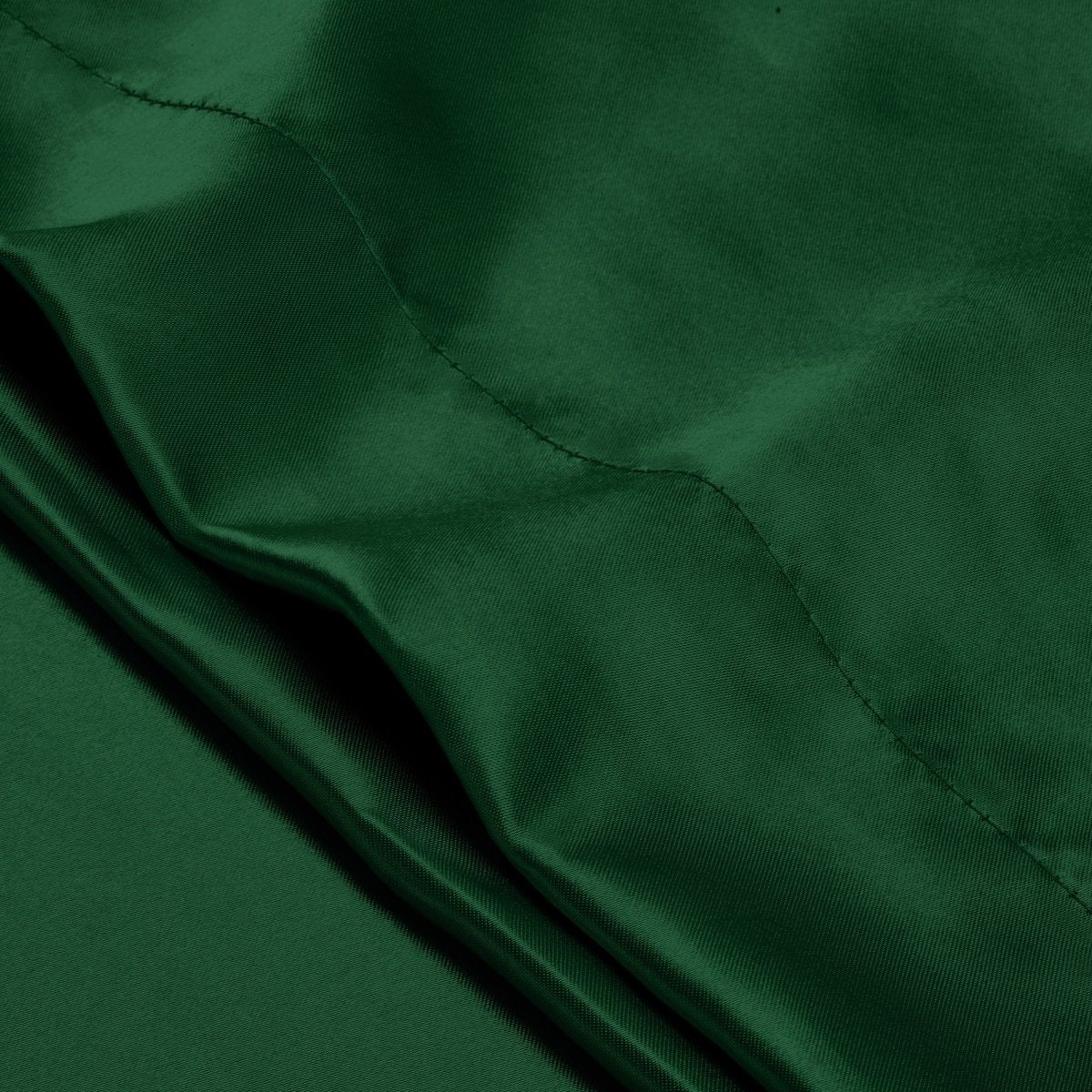 Close-up of pillowcase with envelope closure