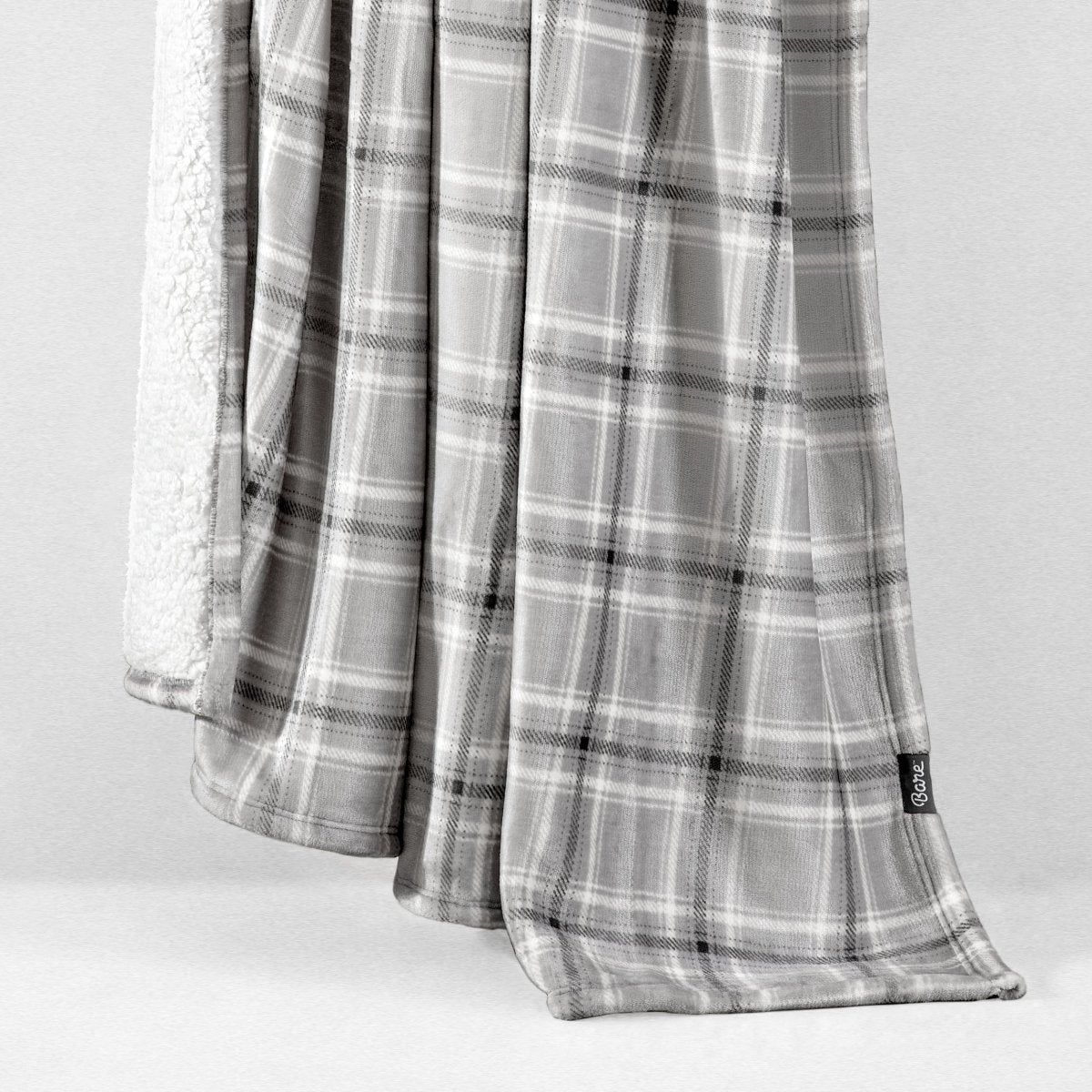 Printed sherpa blanket hanging