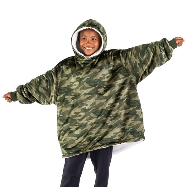 A youth wearable blanket on a child