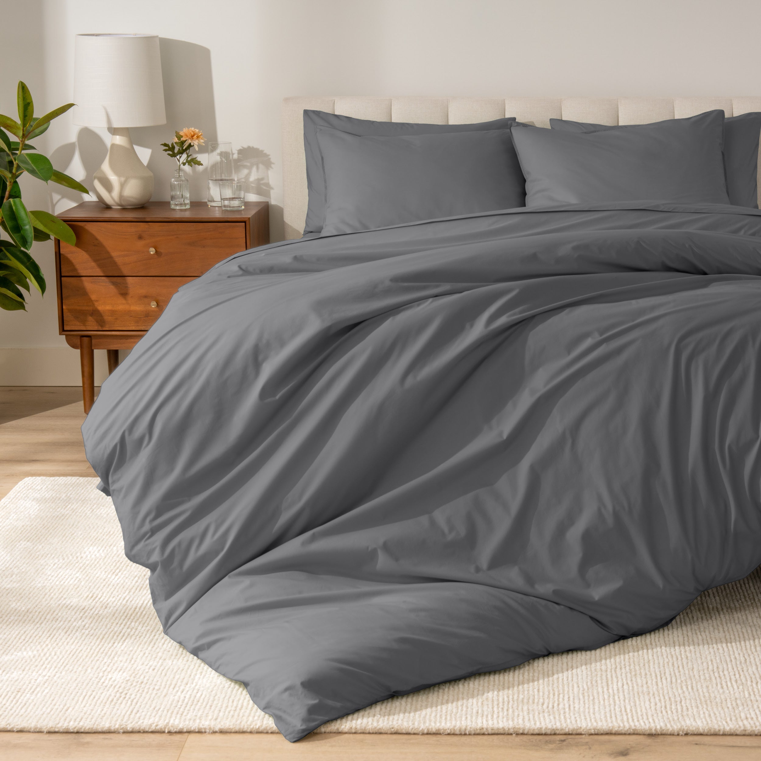 Percale duvet set on a bed