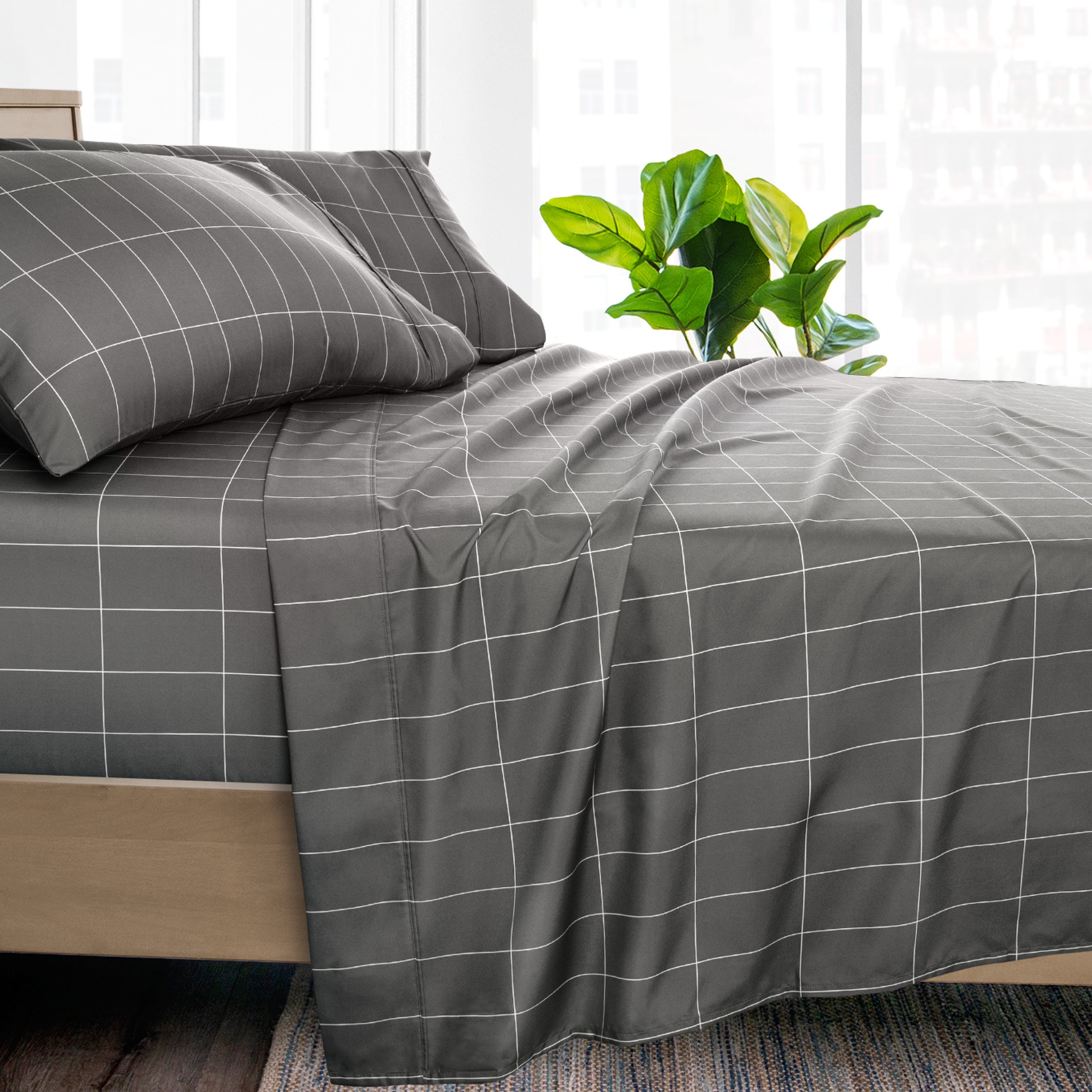 Printed flat sheet on a bed