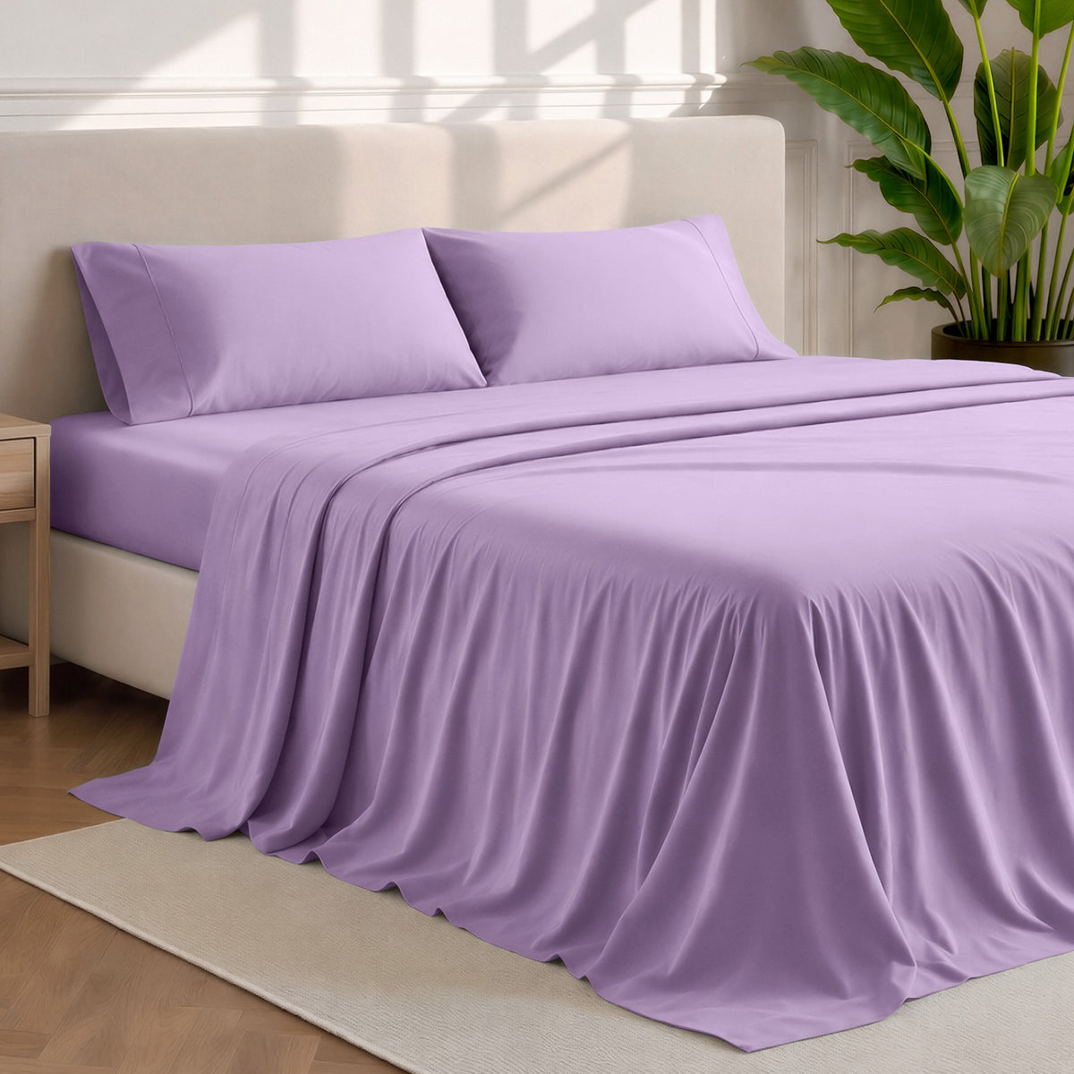 Microfiber sheets and pillowcases in a bedroom stetting
