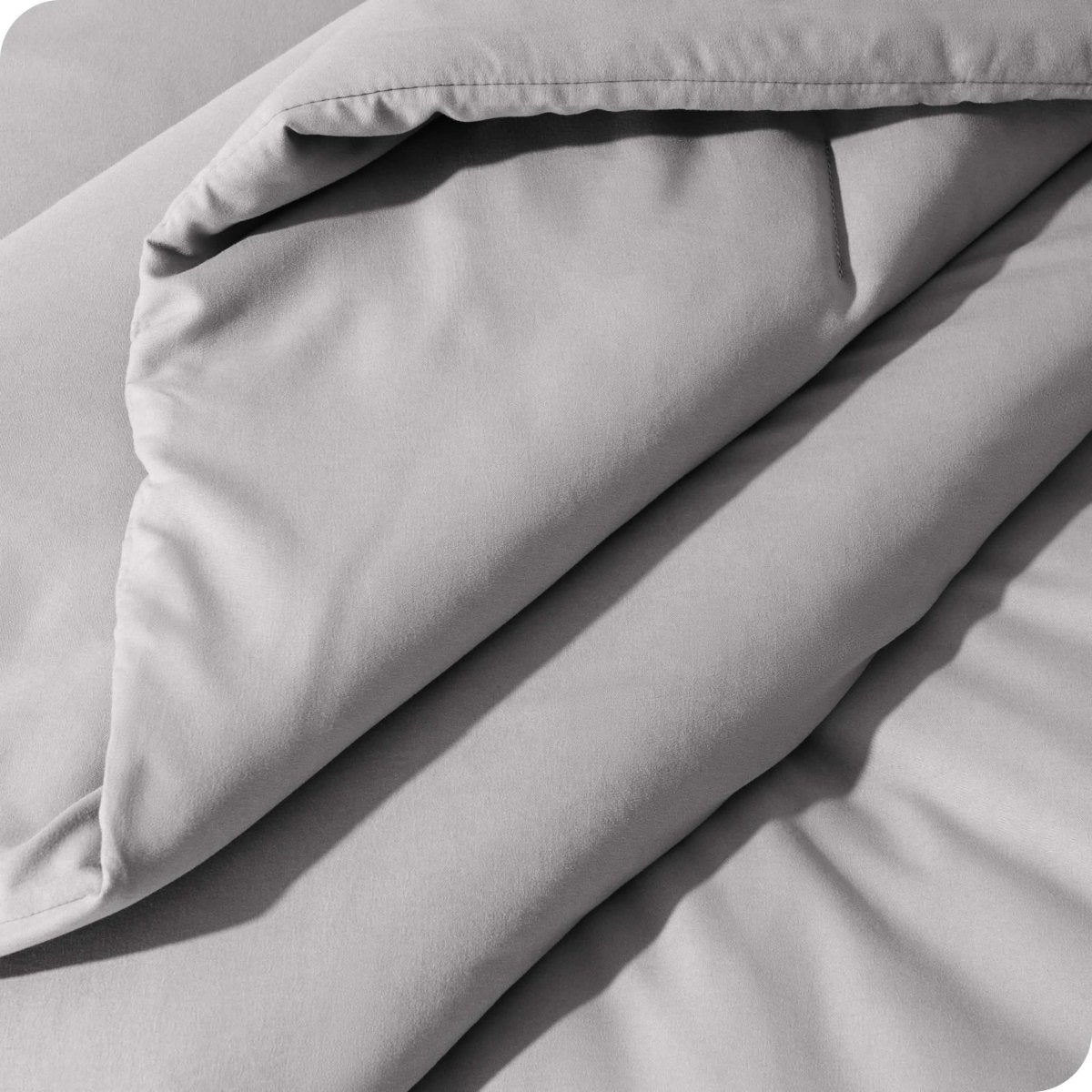 Close up of the track stitch comforter set