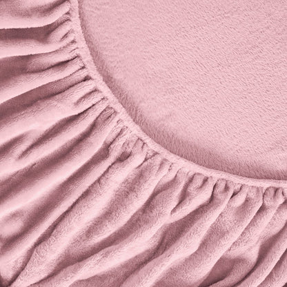 Close-up of a fitted sheet