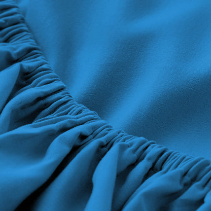 Close-up of fitted sheet with all around elastic