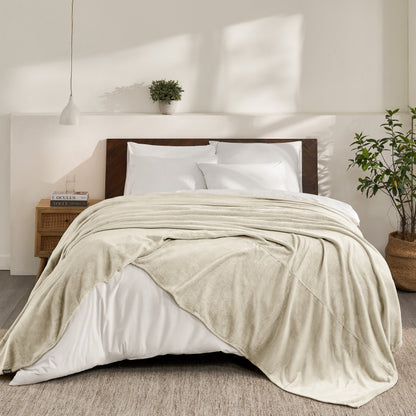 Giant microplush blanket