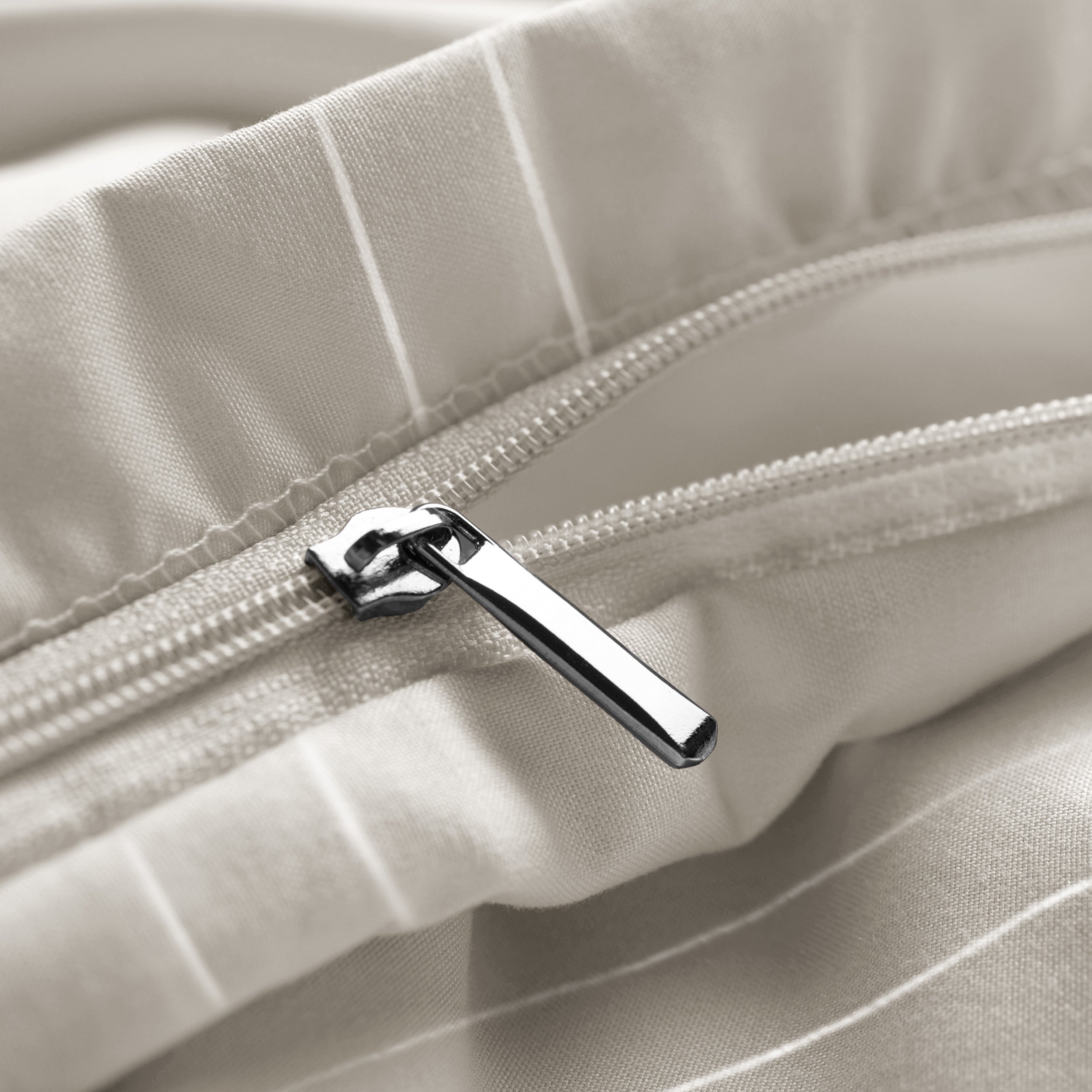 Close-up of a zipper on a duvet cover