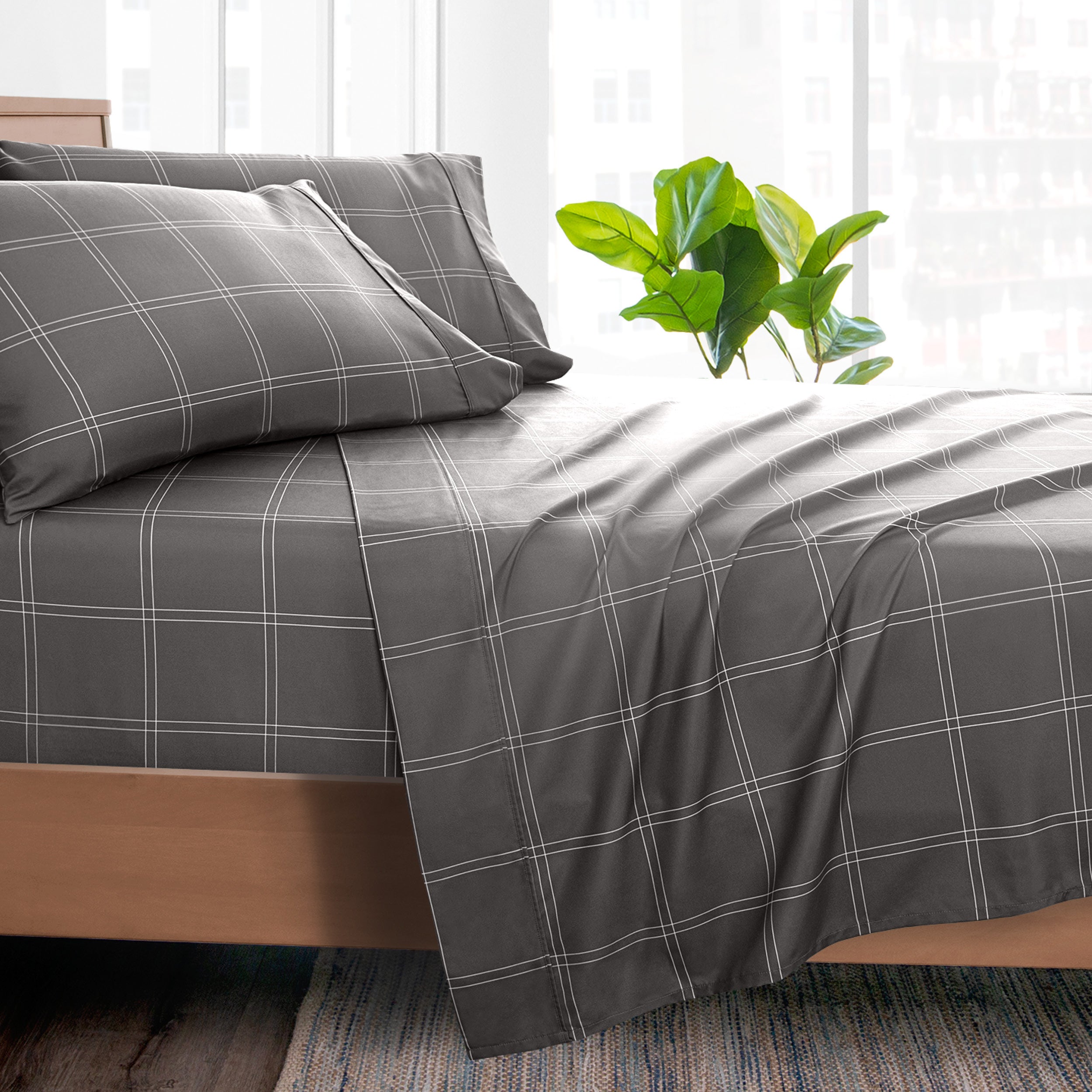 Printed flat sheet on a bed