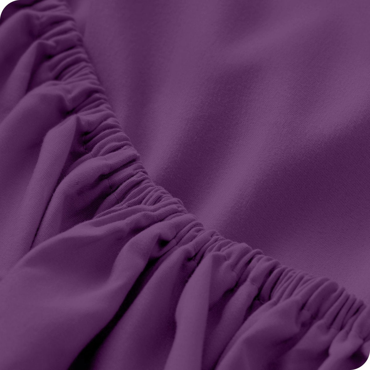 Close-up of fitted sheet