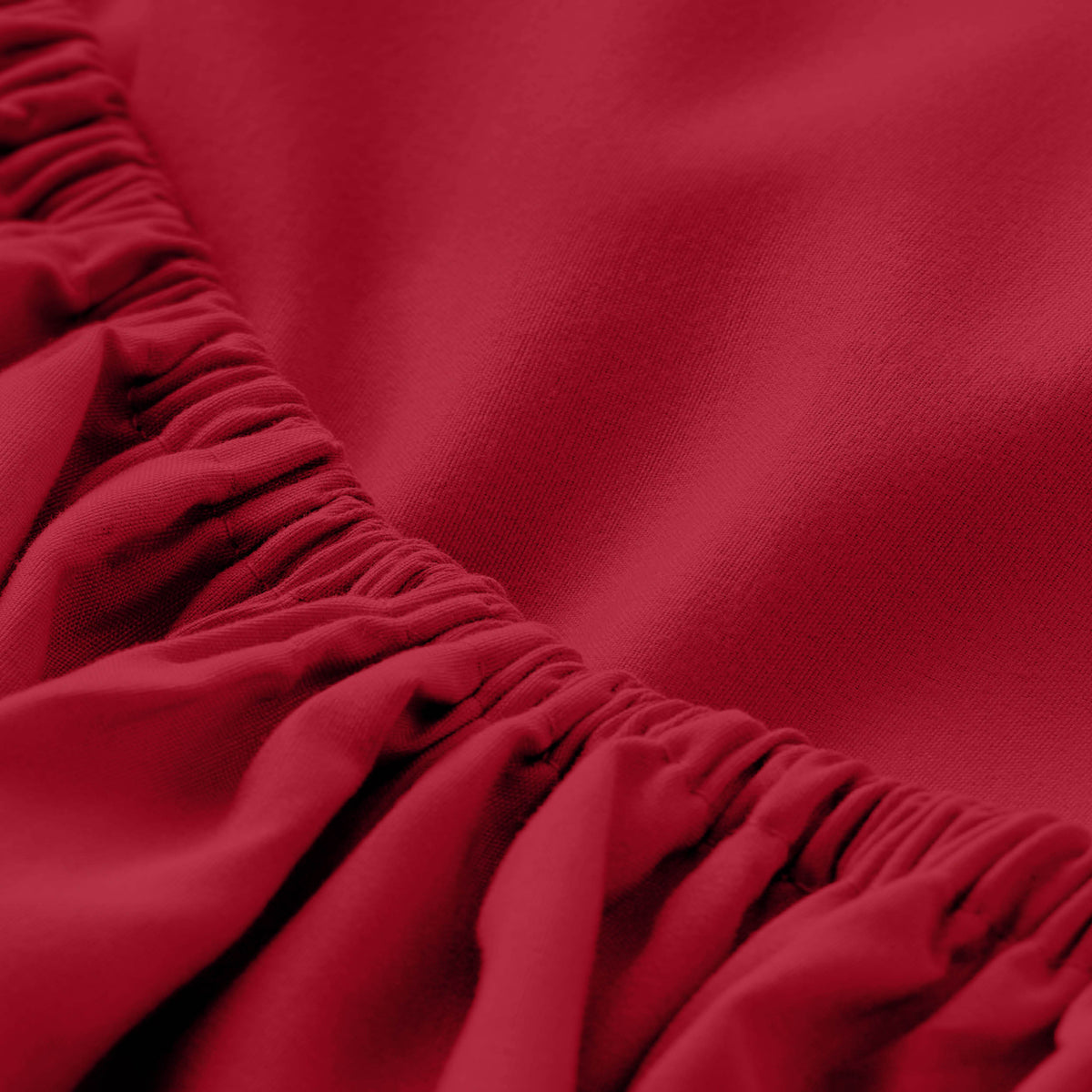 Close-up of fitted sheet with all around elastic