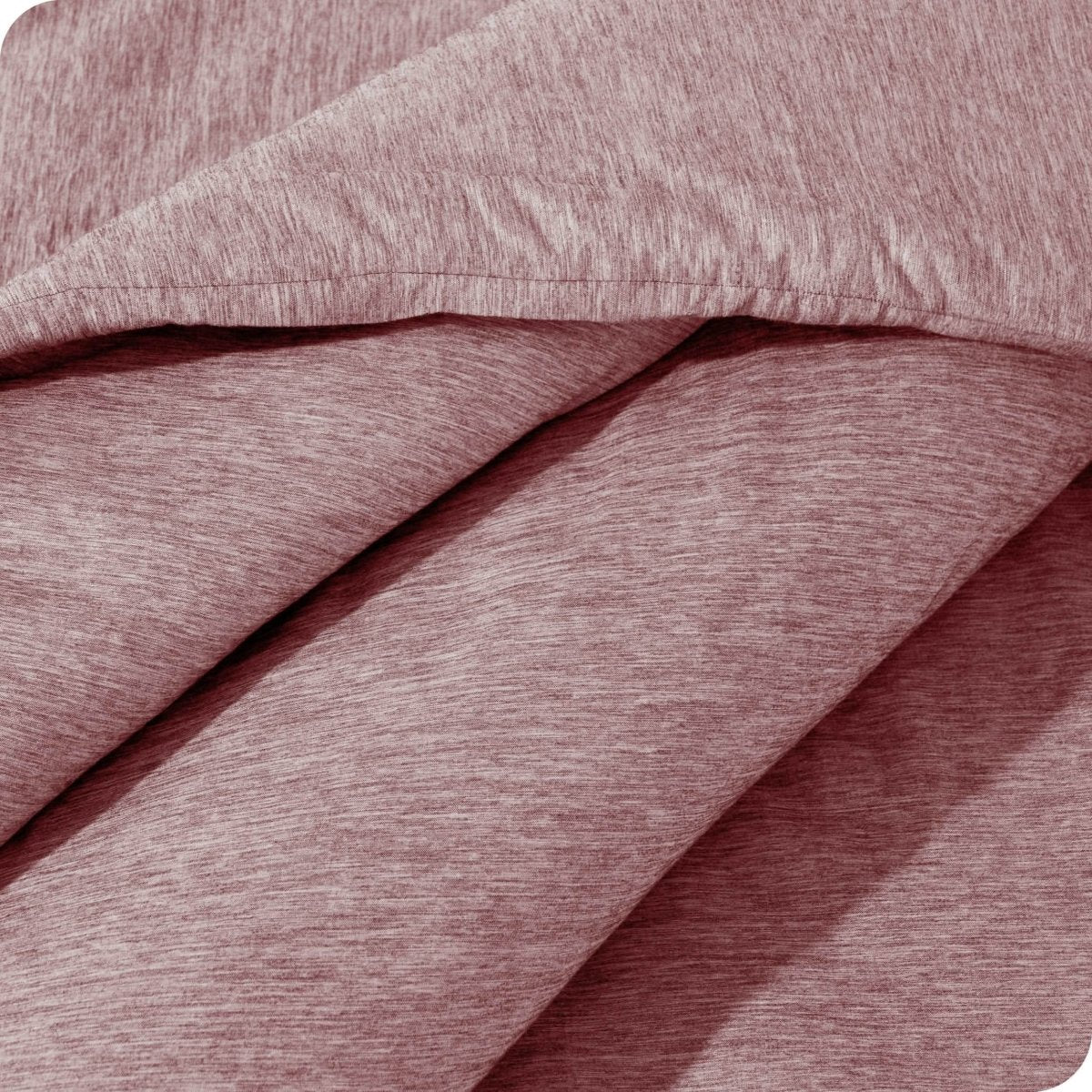 Close up of the heathered comforter set
