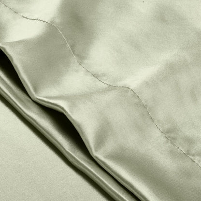 Close-up of pillowcase with envelope closure
