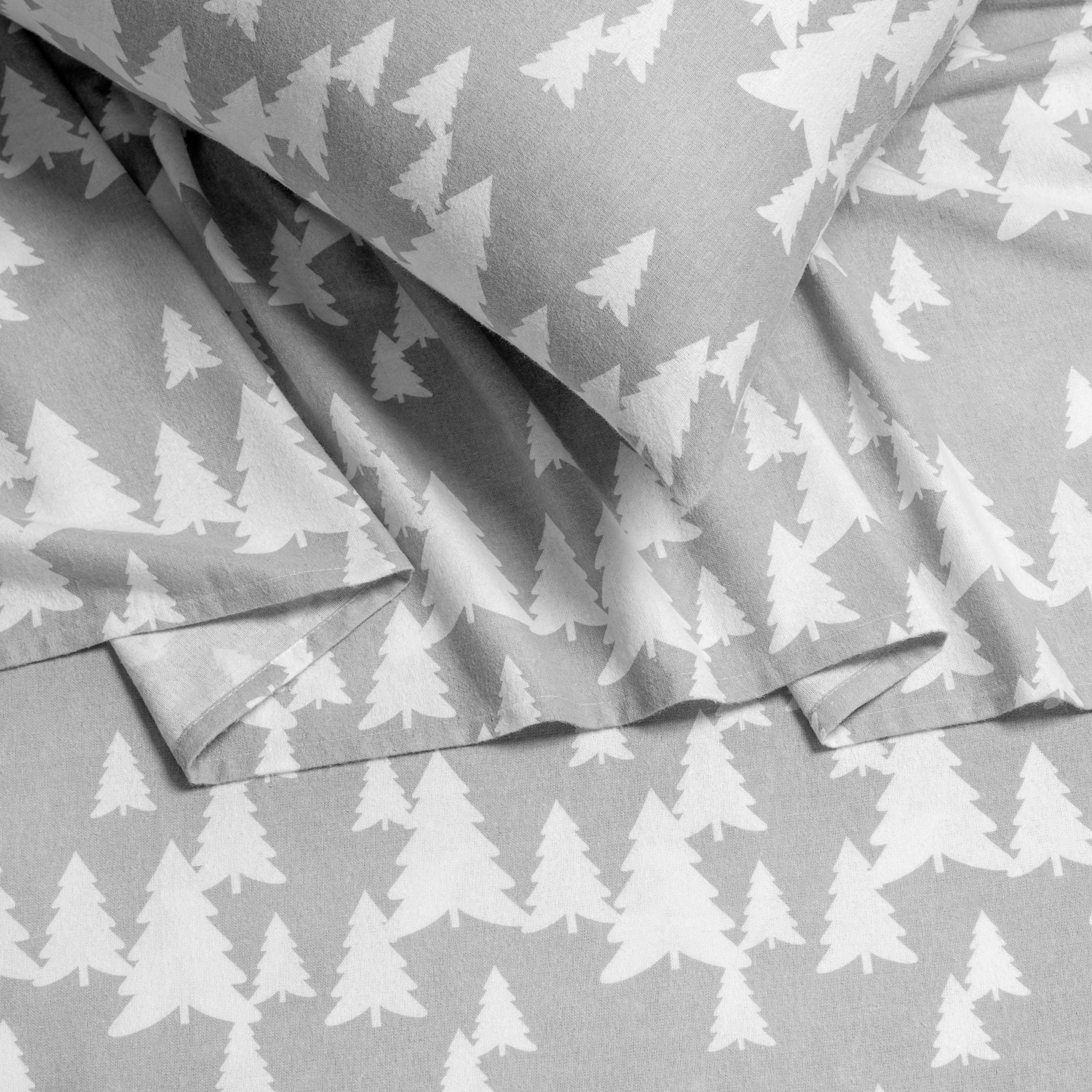 Close up of print pillowcases and sheets
