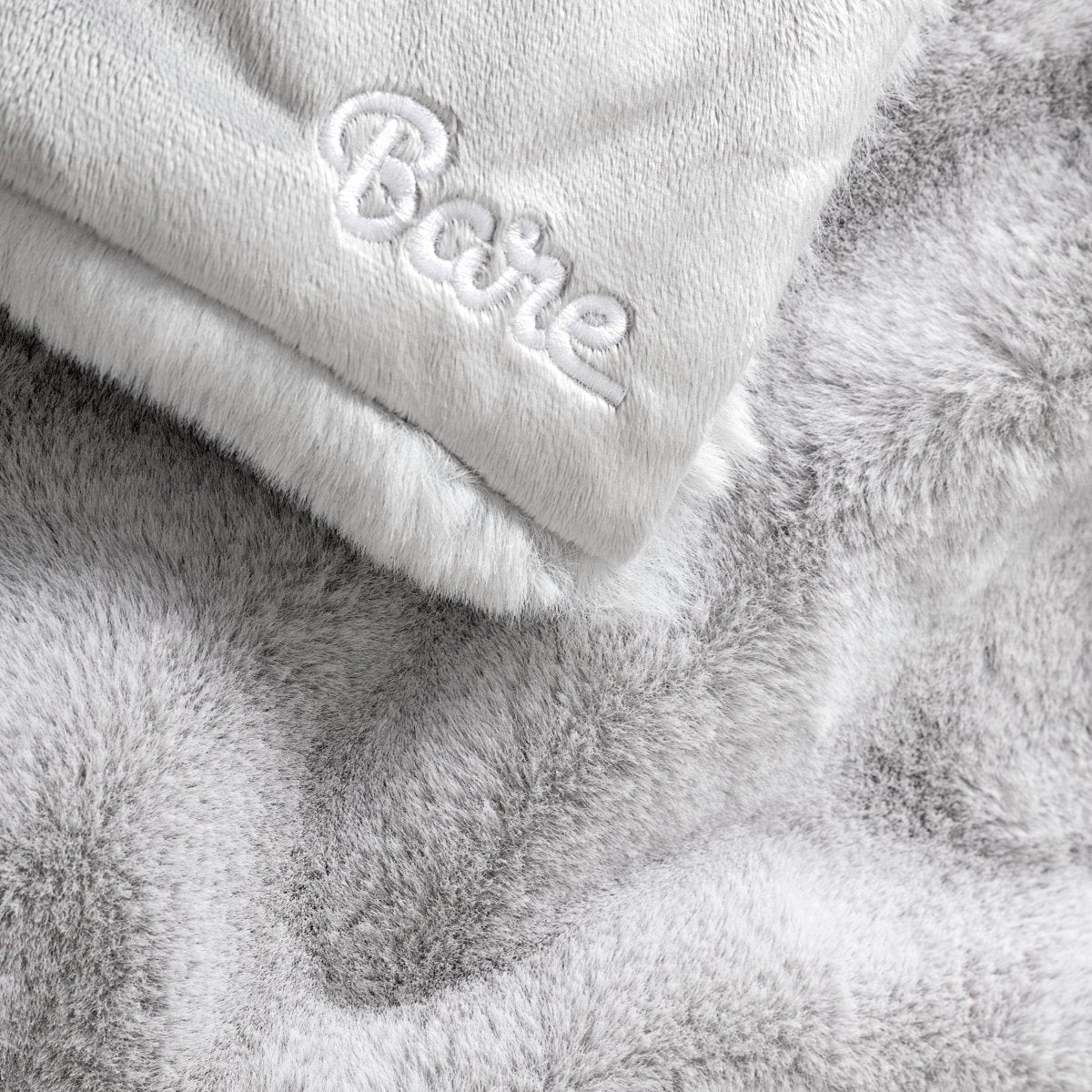 Faux fur blanket with Bare logo